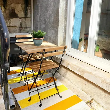 Proche Du Theatre شقة